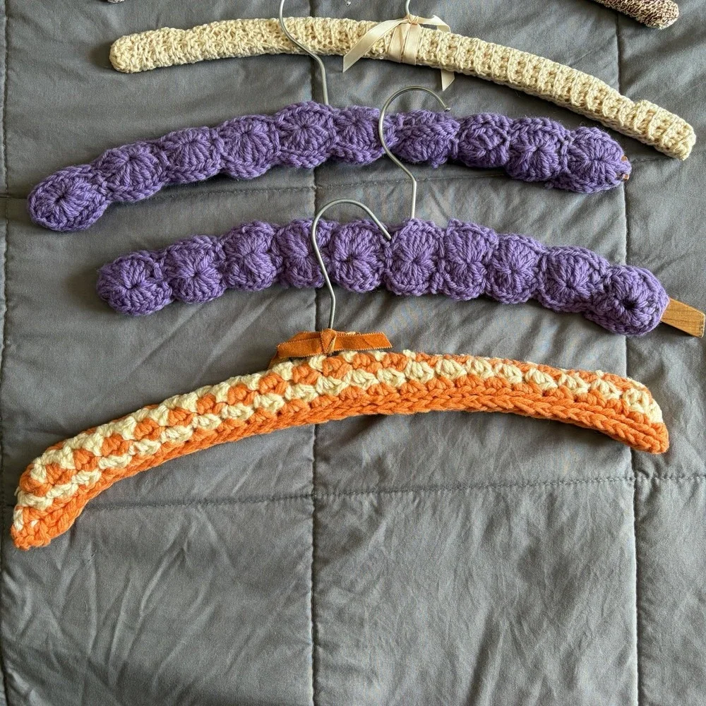 VTG Lot Of 5 Wooden Crochet Hangers 70s 60s Retro Cottagecore Country Grannycore